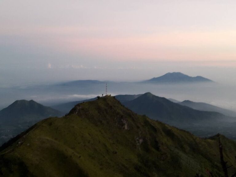 Climbing Gunung Merbabu